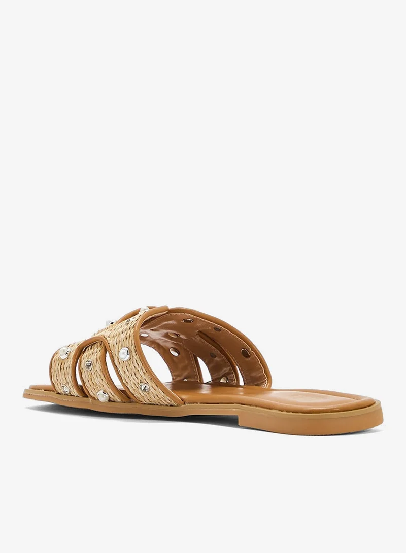 ELLA Flat Sandal With Pearl Strap