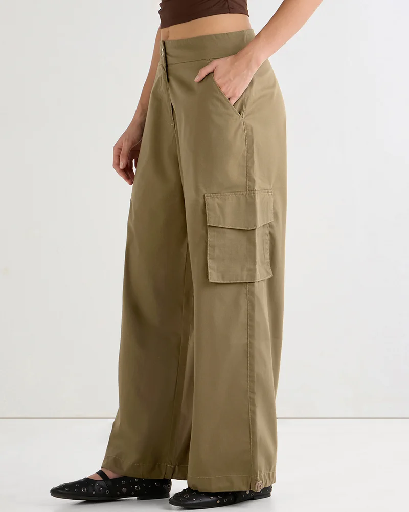 بيواكوف بنطلون باراشوت واسع فضفاض نسائي كاكي