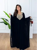 AL BENT AL SHARQIEH black