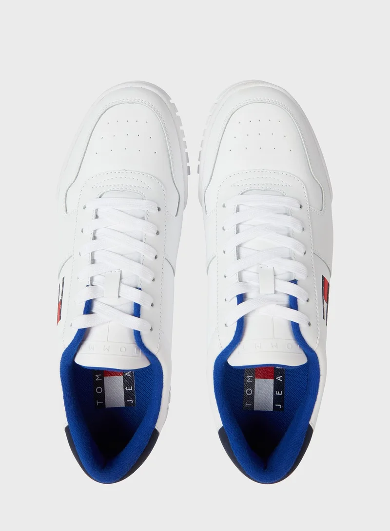 تومي جينز Retro Evolve Low Top Sneakers