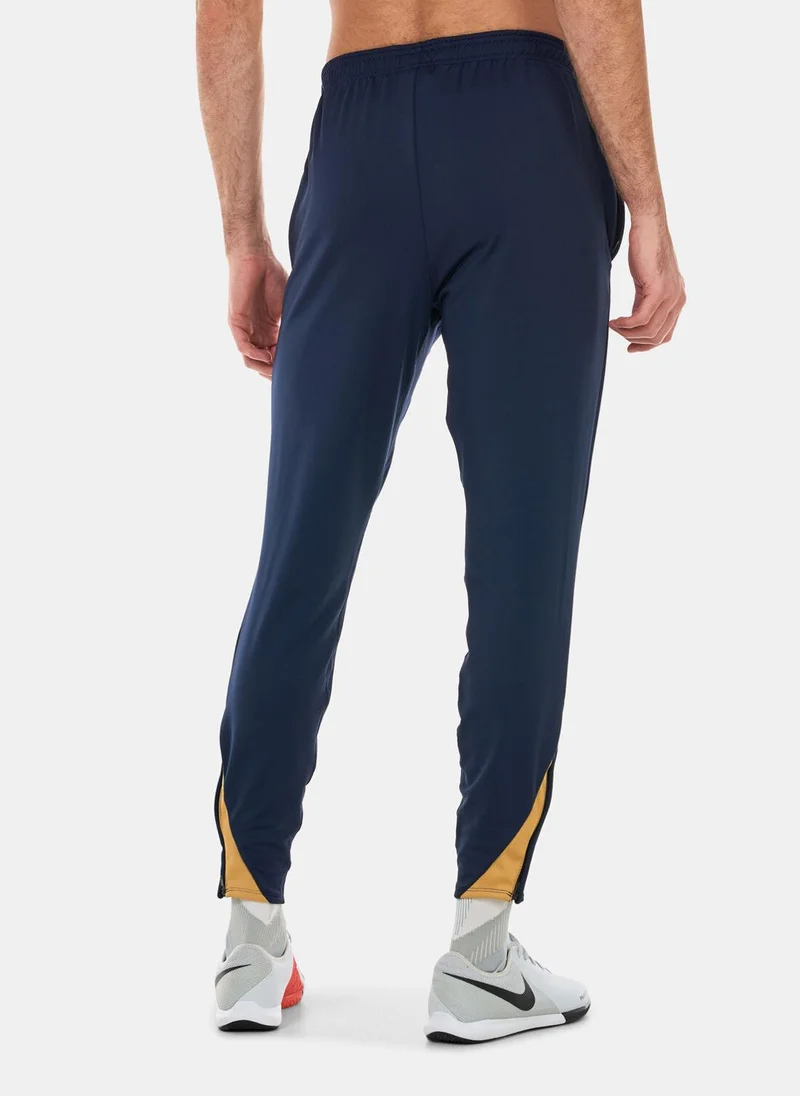 نايكي Men's F.C. Barcelona Dri-FIT Strike Football Pants