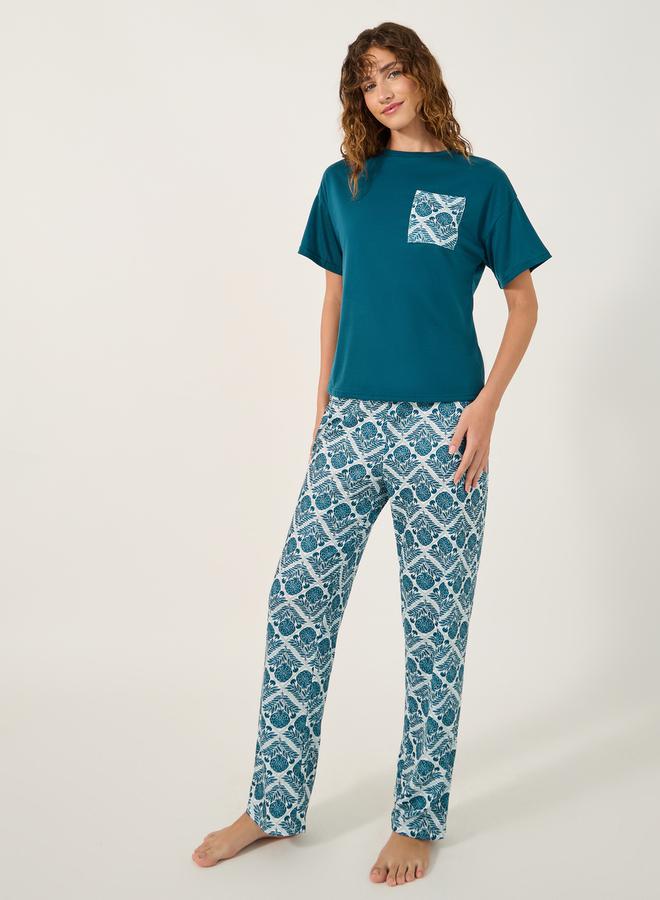 Styli Dropped Shoulder Print Pocket T-Shirt and Pyjama Pants Set - Image 1