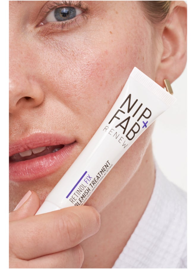 NIP+FAB Retinol Fix Blemish  Treatment  - Image 4