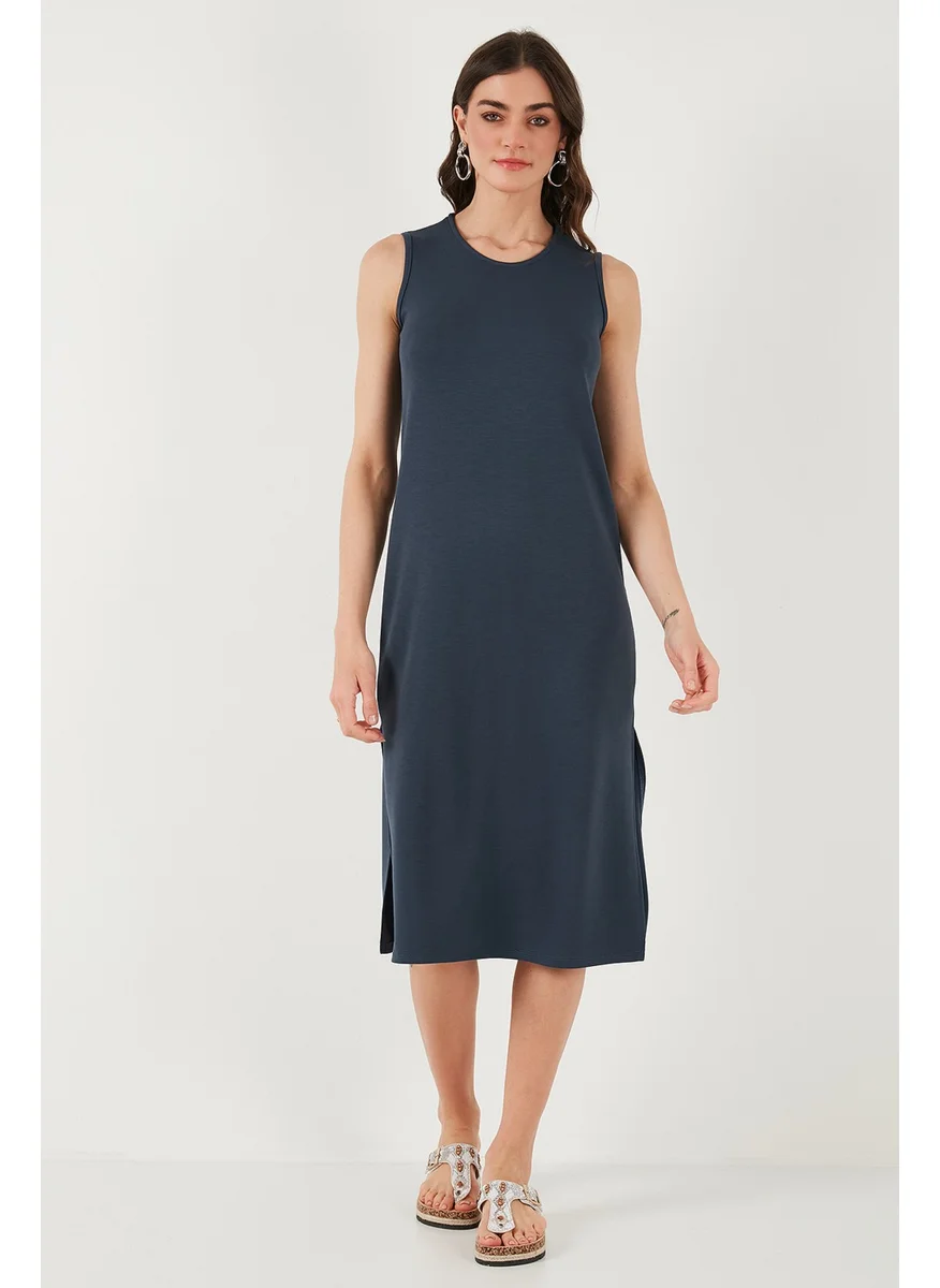ليلا Regular Fit Crew Neck Slit Detail Basic Midi Dress Women's Dress 5866160