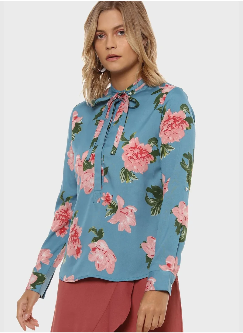 Campus Sutra Floral Print Shirt