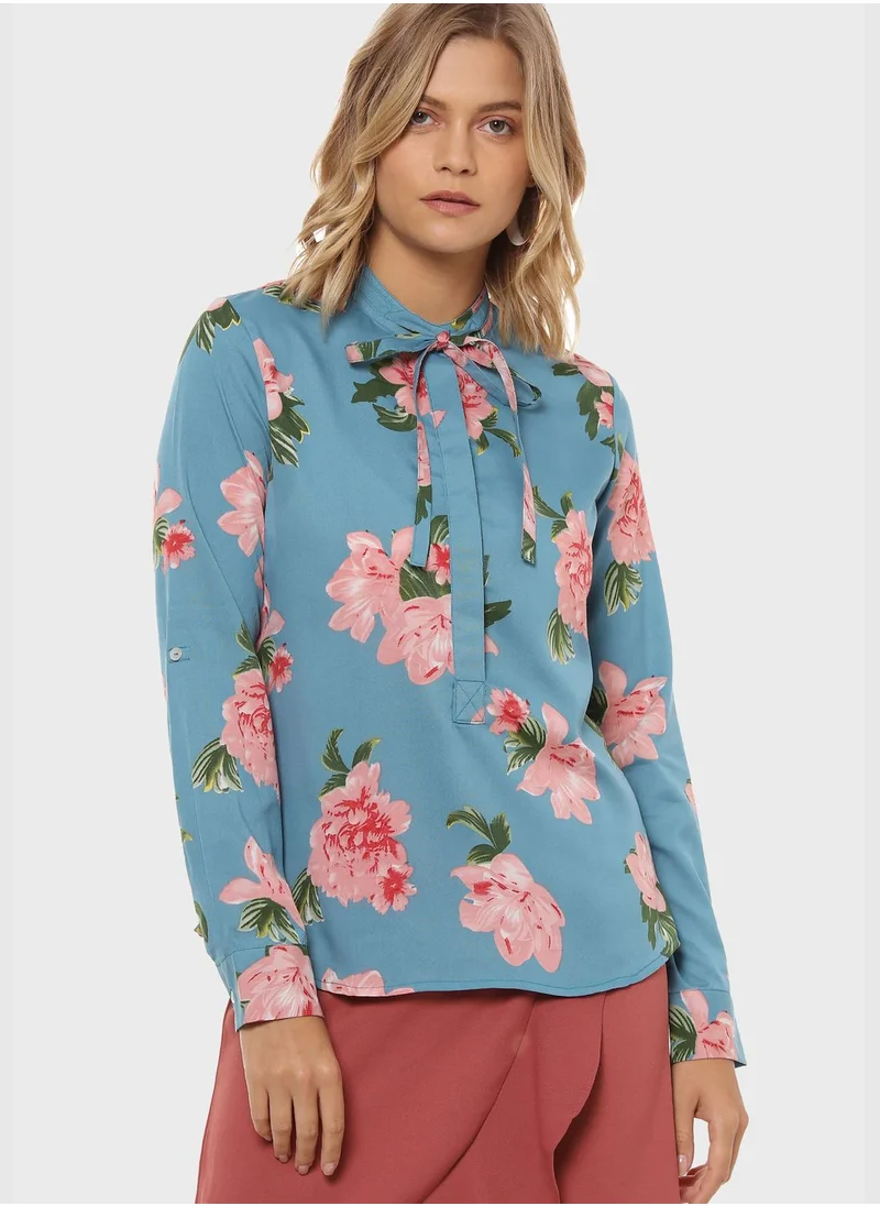 Campus Sutra Floral Print Shirt