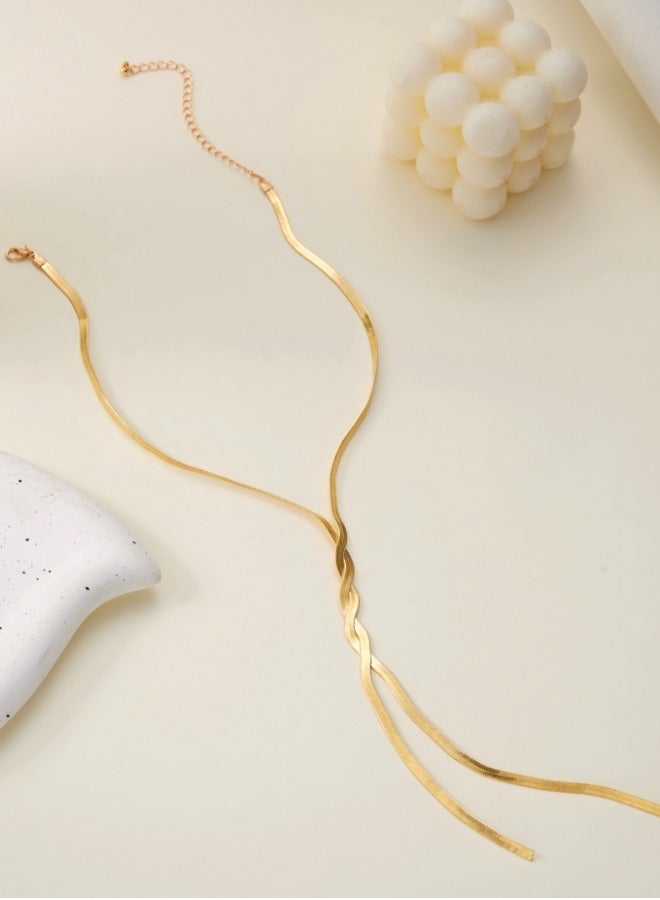 كاتي كاروي قلادة ذهبية طويلة بتصميم عظام الثعبان للأزياء المتعددة - مثالية للمكتب والمناسبات المسائية - Image 4