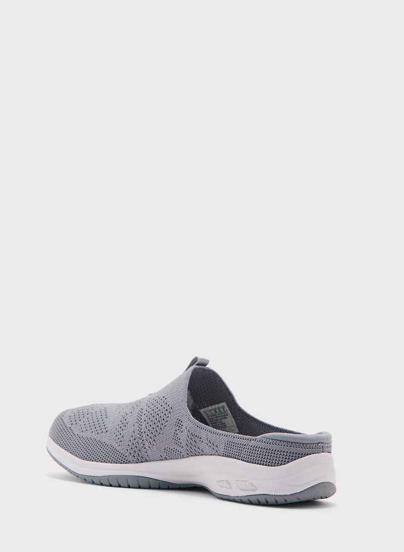 SKECHERS وقت التنقل - Image 2