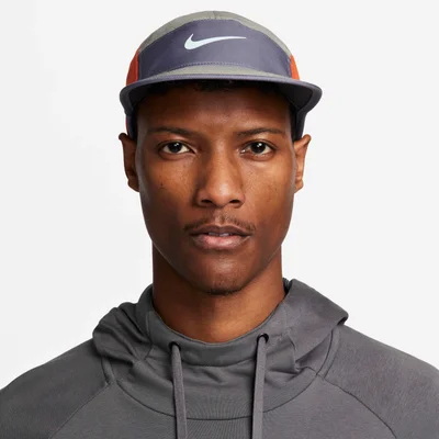 Nike Dri-FIT Fly Unstructured Swoosh Cap