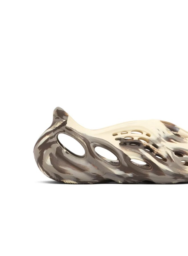 yeezy Yeezy Foam Runner MX Cream Clay  - Image 4