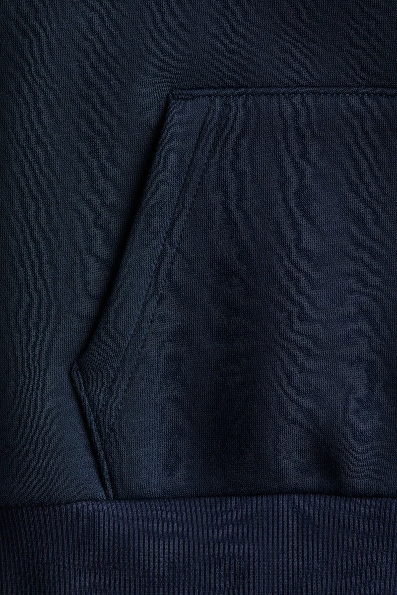 اتش اند ام بلوزة مع غطاء للرأس