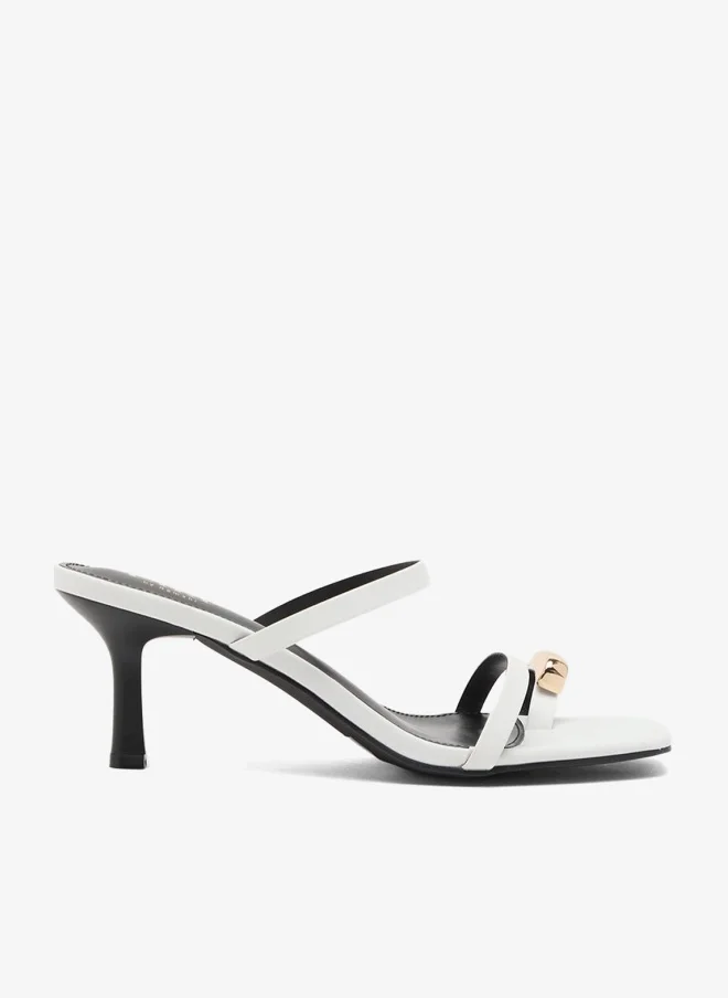 ايلا صندل موضة بكعب عالٍ