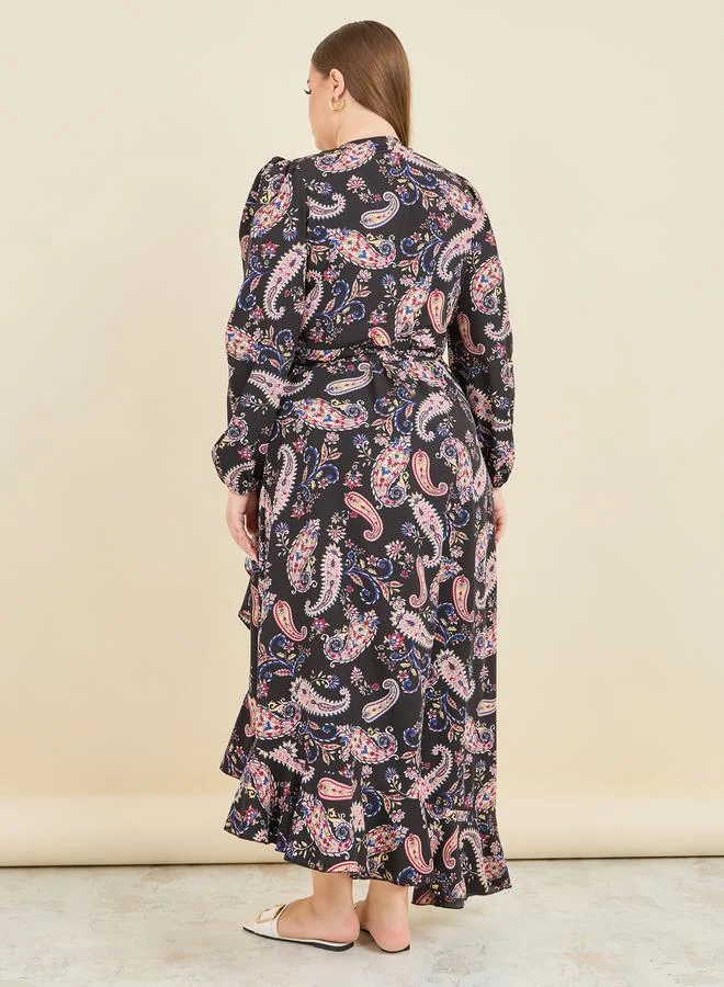 ستايلي Paisley Print Wrap Dress