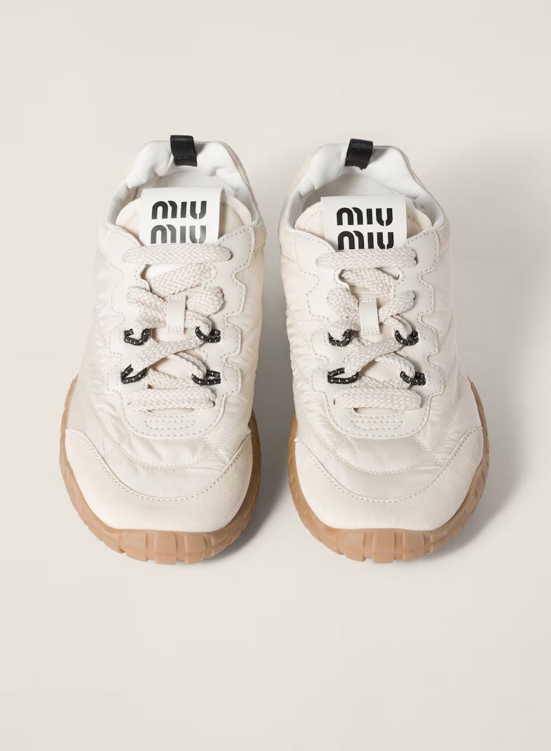 مياو مياو حذاء رياضي من القماش التقني والجلد المدبوغ - Image 4