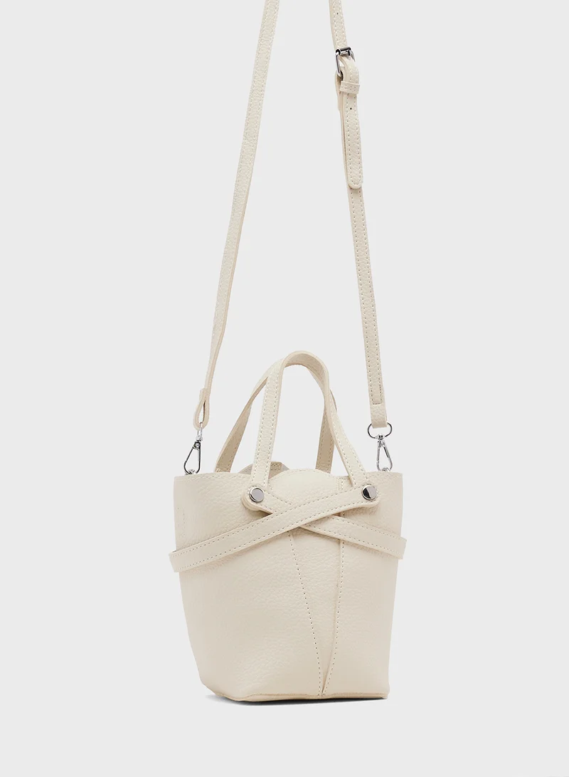 Ginger Bucket Tote