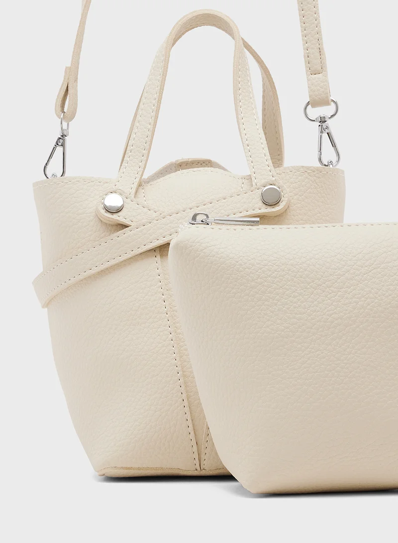 Ginger Bucket Tote
