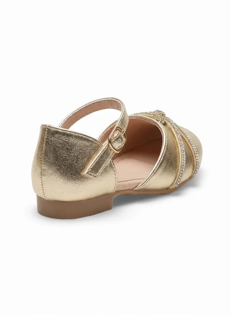 Geoomnii Gold Infant Girls’ Closed Flat Shoes – Soft, Lightweight & Comfortable Fit for Women | Best Price UAE