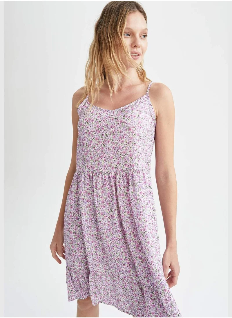 DeFacto Floral Patterned Spaghetti Strap V-Neck Fit And Flare Dress