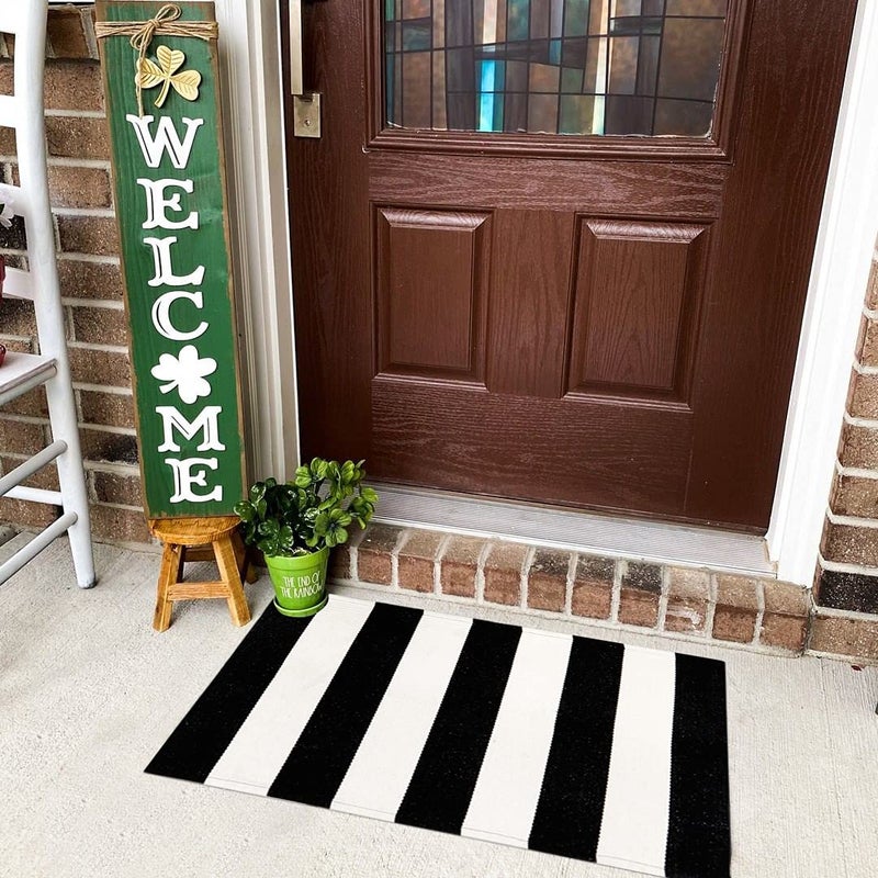 Collive سجادة أبيض وأسود مخططة في الهواء الطلق 24 "× 35" "أمامية قابلة للغسل باب عيد الميلاد القطن منسوجة مزرعة مزرعة الأمامية سجادة السجادة سجادة الطبقات الطبقات في الهواء الطلق للمدخل/المطبخ - Image 5