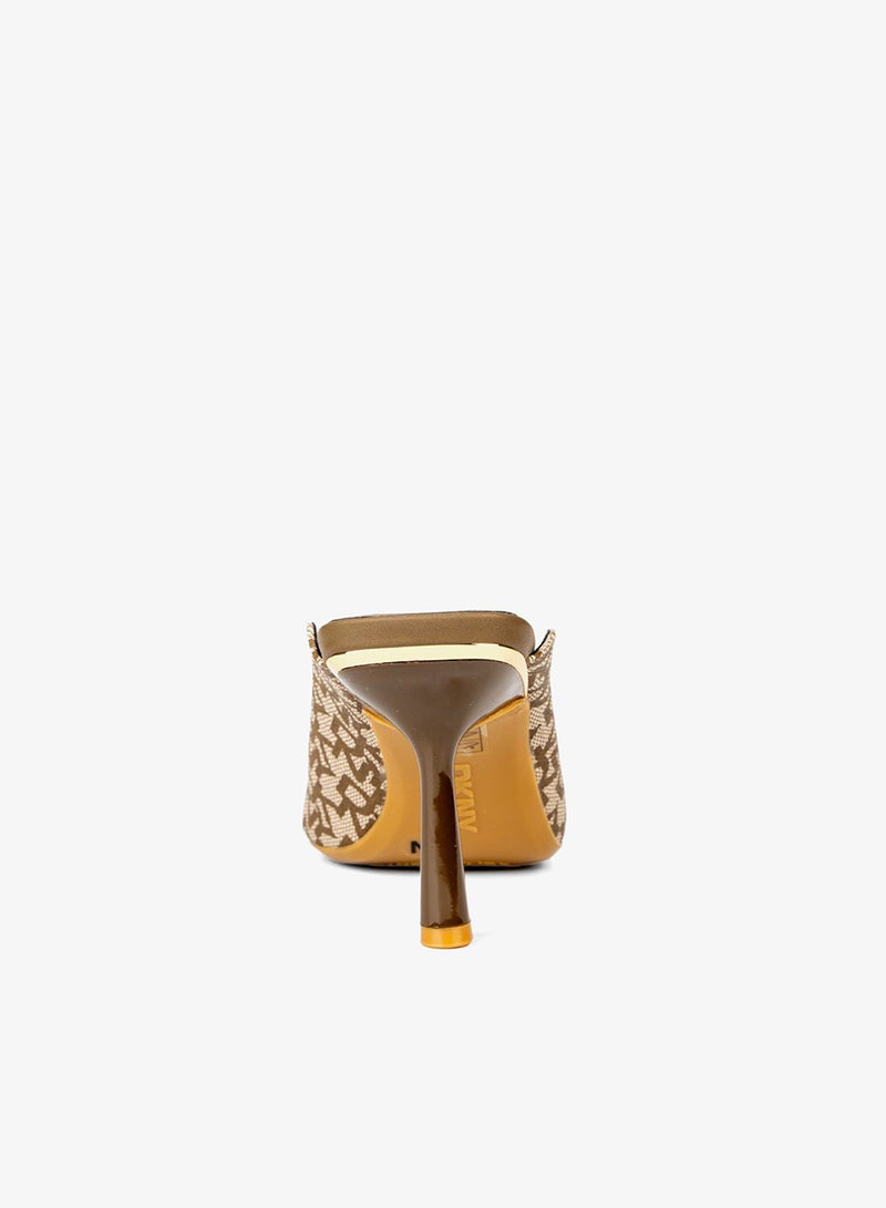 DKNY Netta Logo PVC Classic Pumps - Image 3