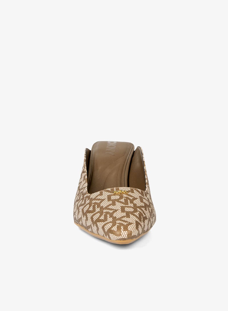 DKNY Netta Logo PVC Classic Pumps - Image 5
