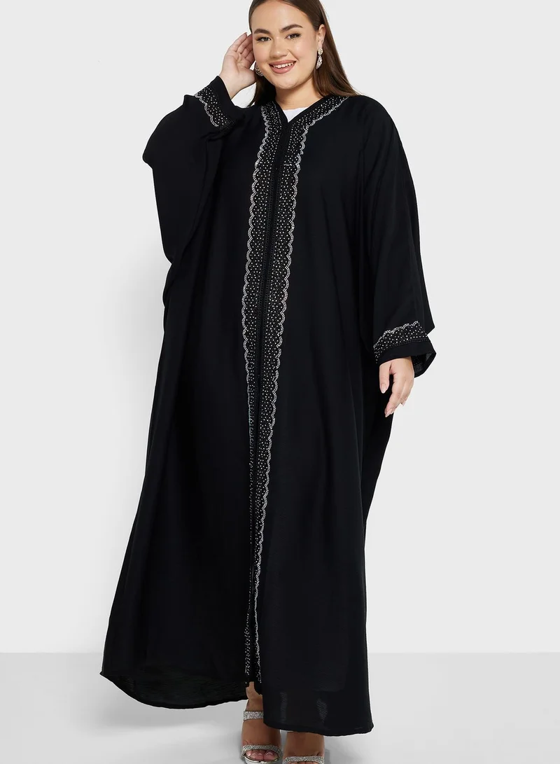 Khizana Embellished Detail Abaya With Sheila