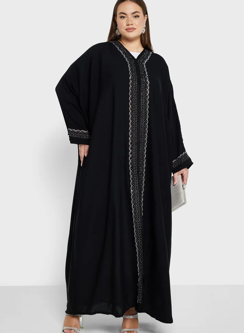 Khizana Embellished Detail Abaya With Sheila