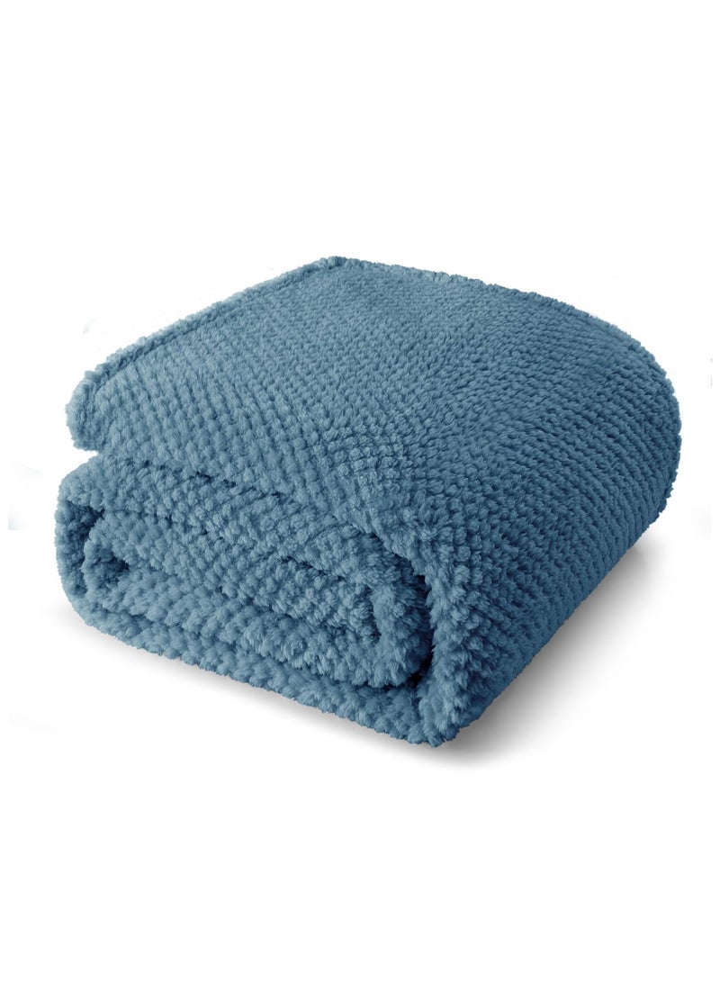 Coral Velvet Blanket Super Soft and Warm 180* 200 cm Sofa Blanket Comfortable Fluffy Lightweight (Blue Gray) Blanket  - Image 3