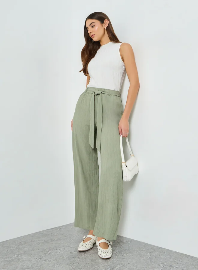 تايك تو بنطال بقصة مستقيمة وخصر مطاطي مع حزام