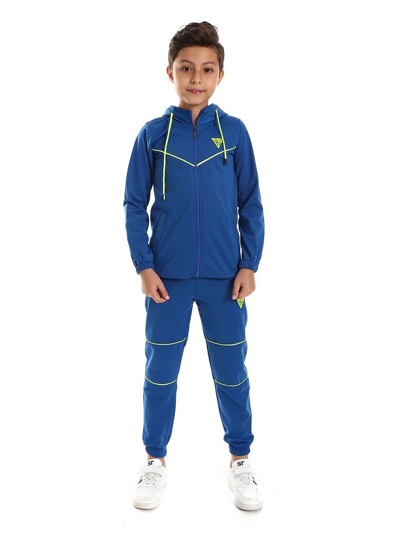 Caesar Boys Winter Training Suit With Pockets And Lined Design. - Image 1