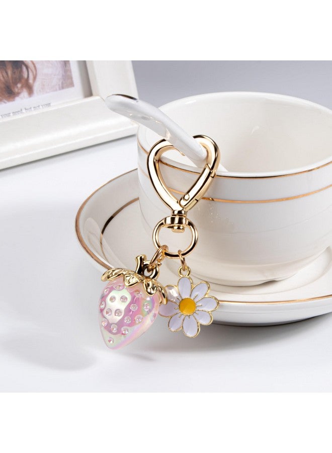 Wikavanli حافظة مفاتيح فراولة كيوت من ويكافانلي، سحر حقيبة، مفاتيح قلب زهور ديفي، إكسسوارات ديكور للنساء والفتيات، وردي، S - Image 4