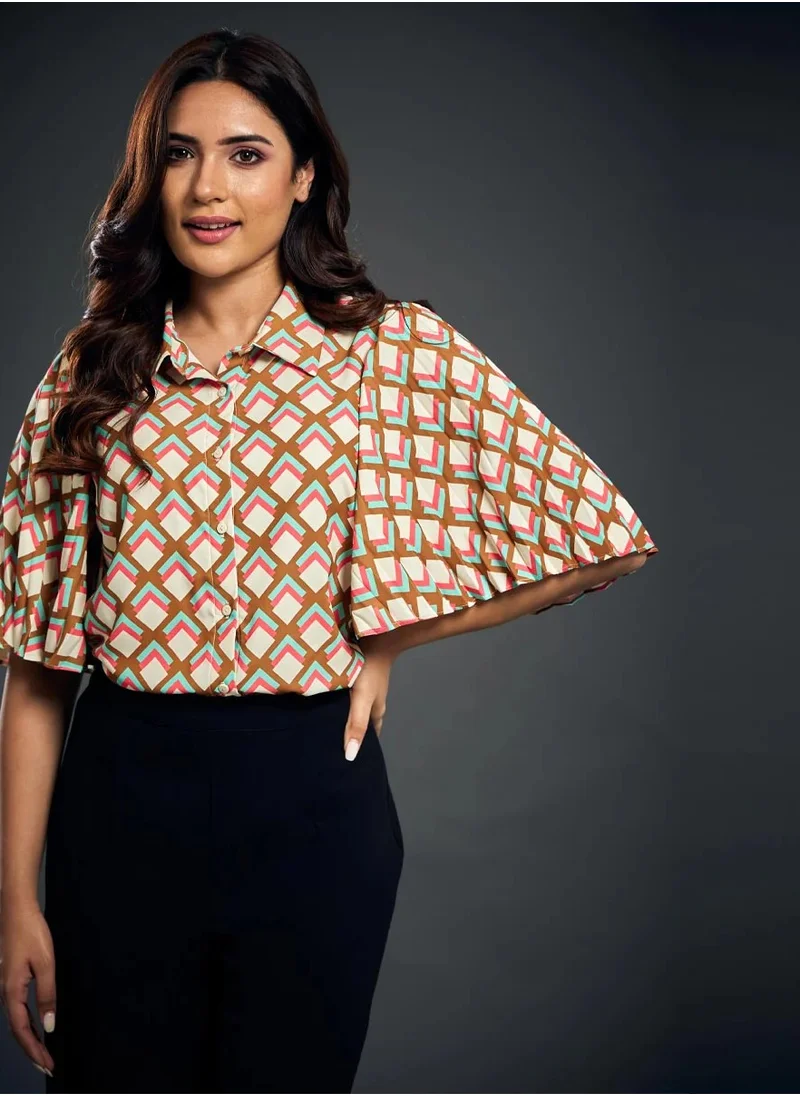 Zigzag Sleeve Flared Top With A Classic Collar