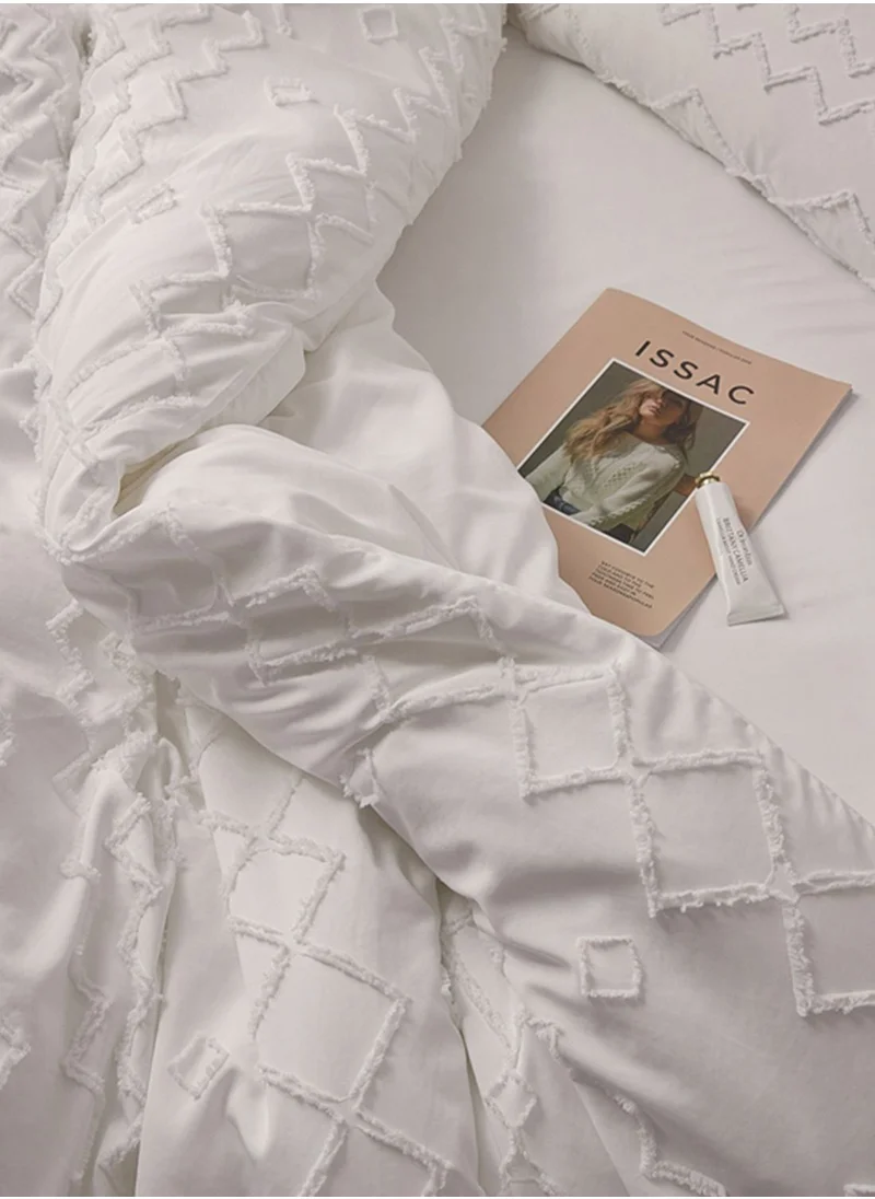 Noire Edit Geometry Bedding Set