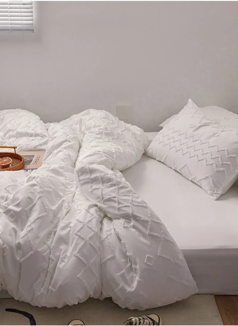 Noire Edit Geometry Bedding Set