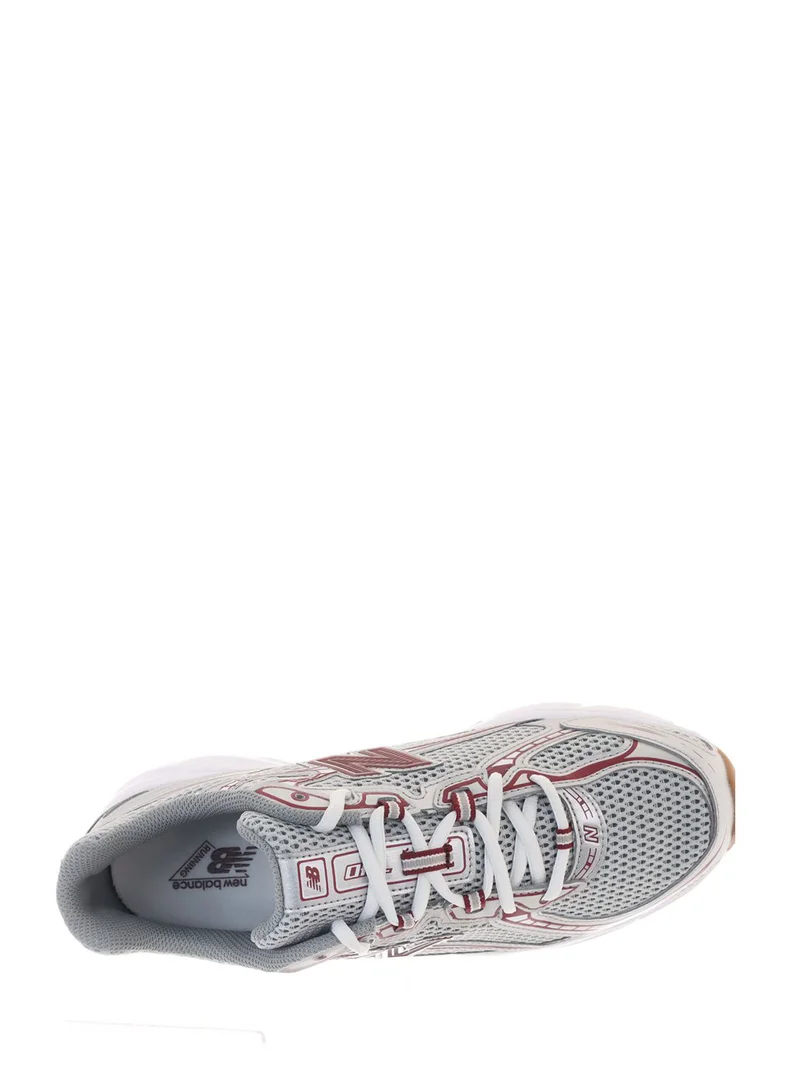 New Balance 740 Sneakers