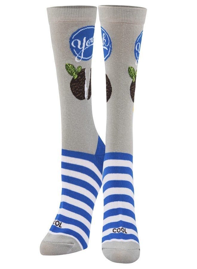 Odd Sox جوارب Cool Socks York Peppermint Pattie المرحة بطبعة مميزة للرجال والنساء - Image 2