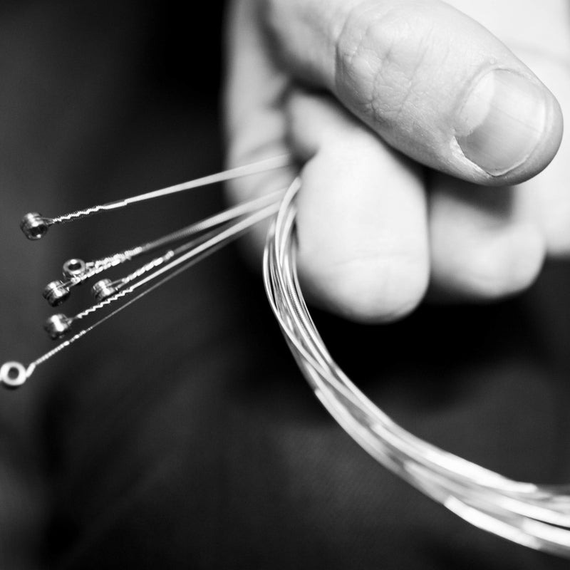 Martin DarcoÂ® Electric Guitar Strings â€“ Nickel, Custom Light Gauge | Durable, High-Performance Strings at an Affordable Price | Bright Tone with Smooth Feel - Image 4