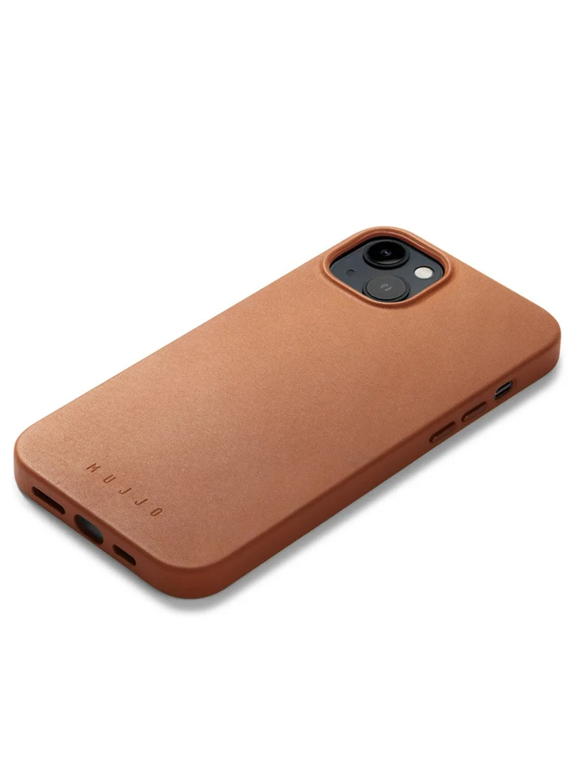 Mujjo Mujjo Leather Case for iPhone 15 - Leather Case, MagSafe Compatible, Premium European Leather, Slim & Stylish Profile, Enhanced Phone & Camera Lens Protection, Recycled Materials (Dark Tan)