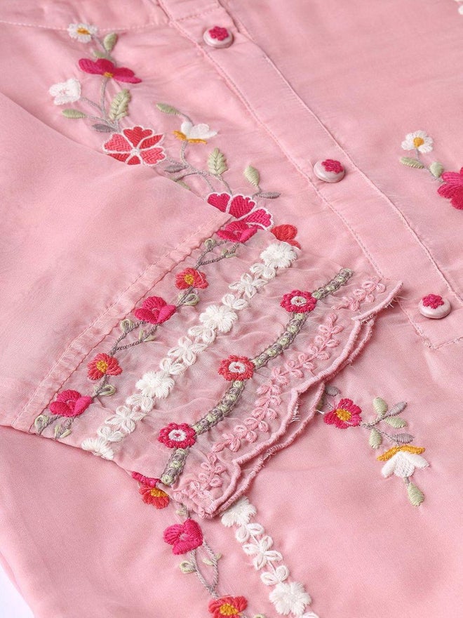 آي شين طقم كورتا وردي من الأورجانزا مع بنطلون ودوباتا - Image 3