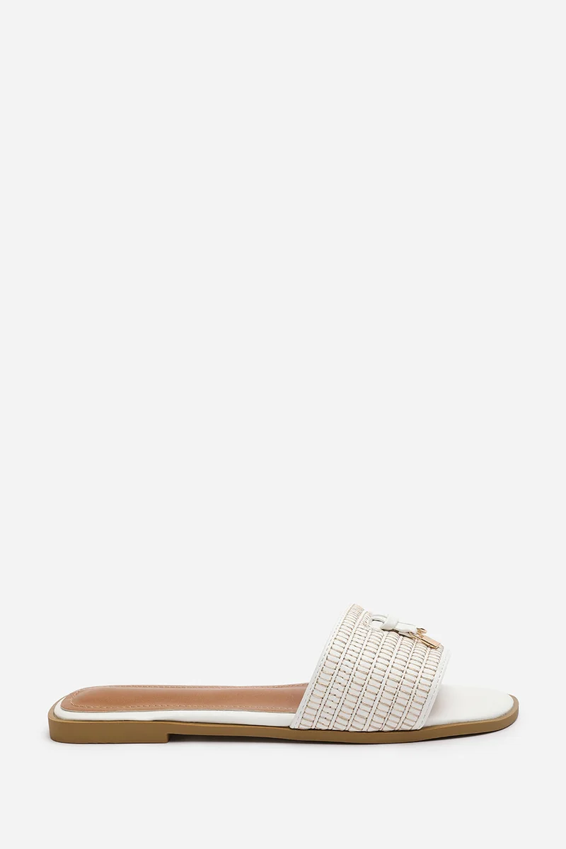Where's That From Frankii Strap Sandal With Front Straw Strap Lock Detail In White