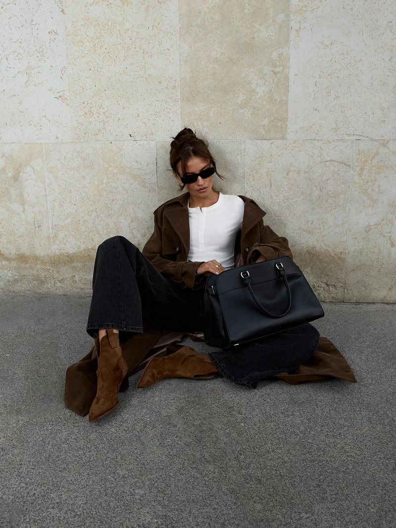 ليتشي قميص جيرسي بأكمام طويلة مع أزرار على الياقة