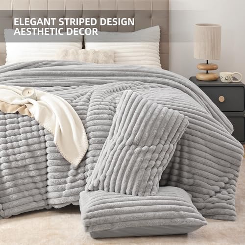 Smoofy Fluffy King Size Comforter Set 3 Pieces - Light Grey Fleece Fluffy Comforter Set, Luxury Fuzzy King Bedding Set, Soft King Bed Set All Season, Heavy Faux Fur Comforter with 2 Pillow Cases - Image 3