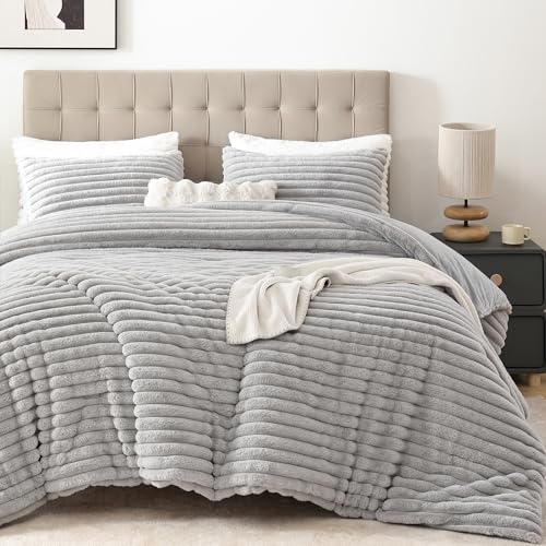 Smoofy Fluffy King Size Comforter Set 3 Pieces - Light Grey Fleece Fluffy Comforter Set, Luxury Fuzzy King Bedding Set, Soft King Bed Set All Season, Heavy Faux Fur Comforter with 2 Pillow Cases - Image 1