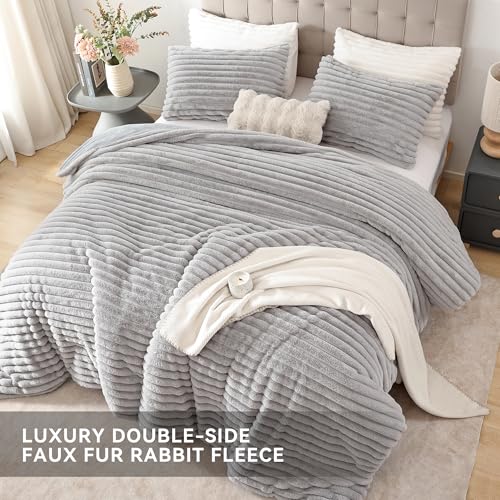 Smoofy Fluffy King Size Comforter Set 3 Pieces - Light Grey Fleece Fluffy Comforter Set, Luxury Fuzzy King Bedding Set, Soft King Bed Set All Season, Heavy Faux Fur Comforter with 2 Pillow Cases - Image 4