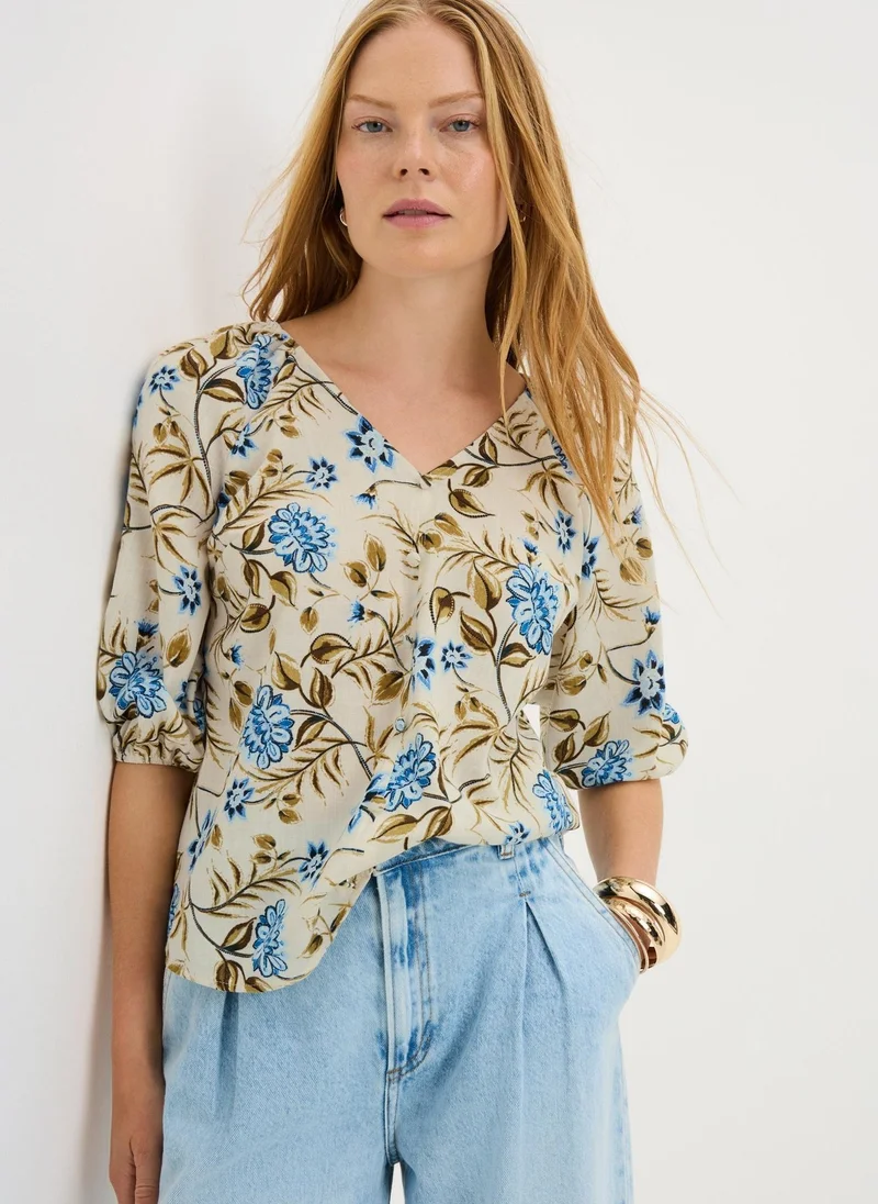 ماتلان Cream Floral Tea Blouse