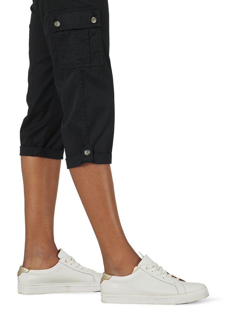 Lee Women's Ultra Lux Comfort with Flex-To-Go Cargo Capri Pant Black '18 - Image 4
