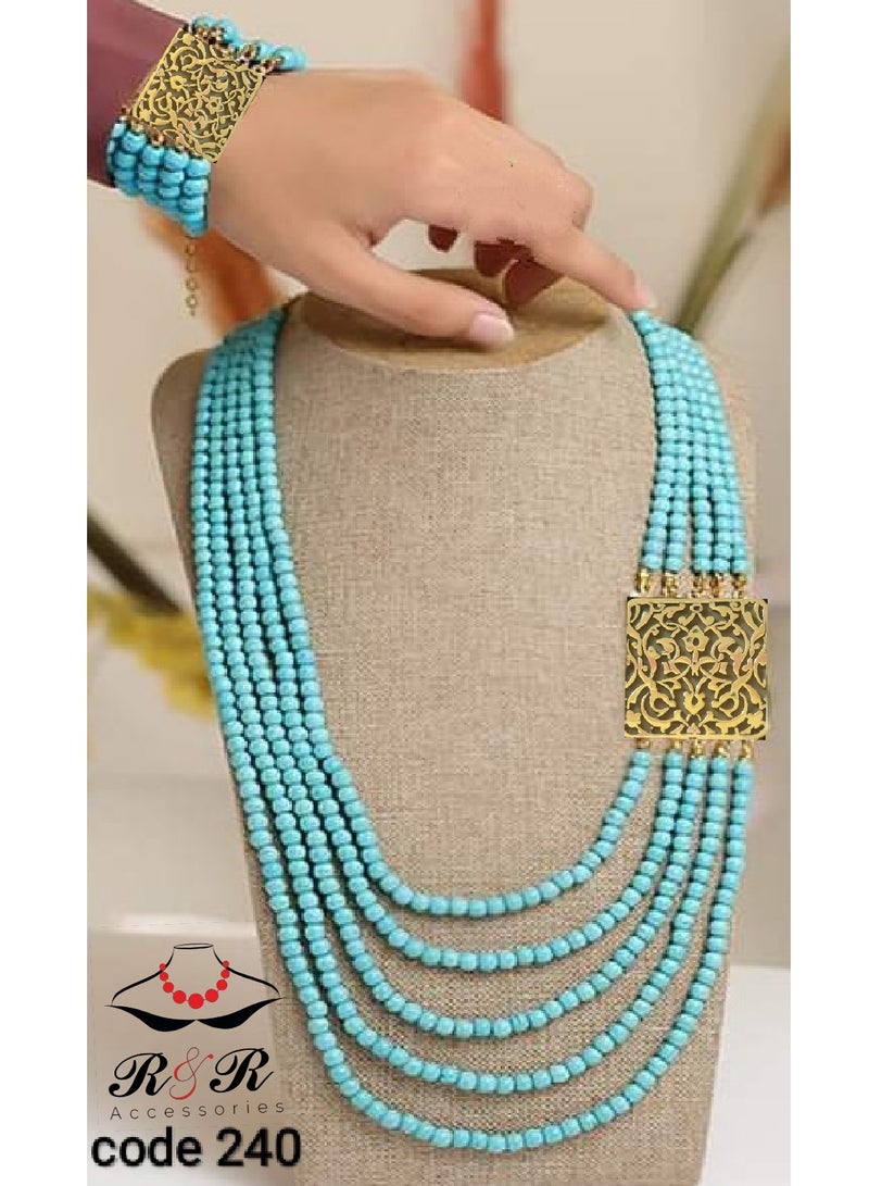 R&R Women's multi-role set of natural turquoise with a copper necklace