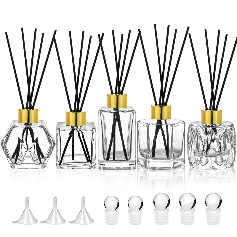 طقم زجاجات معطرات 5 زجاجات زجاجية فارغة شفافة مع أغطية ذهبية وعصي ريدز مزهريات معطرات زخرفية لتزيين المنزل والمكتب وحفلات الزفاف واستبدال الفتيات والنساء