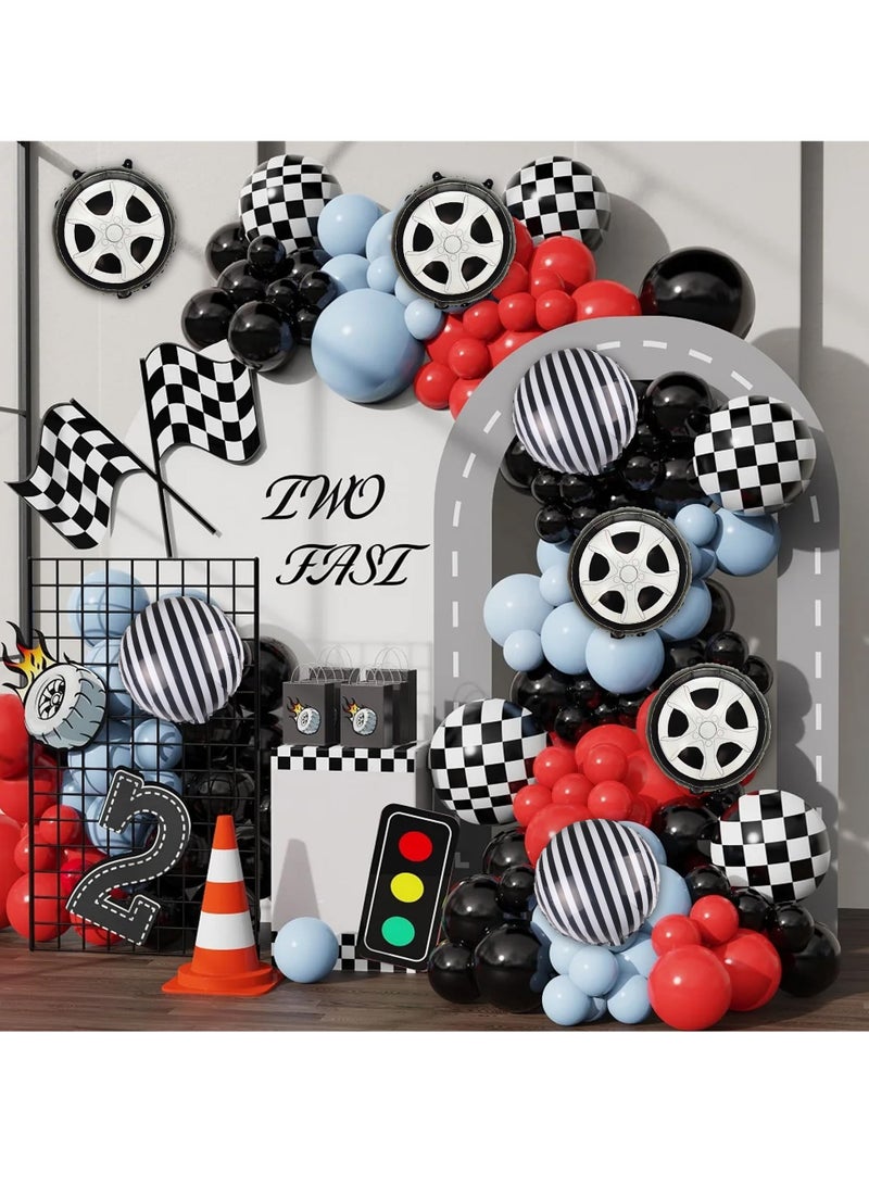 سيوسي مجموعة بالونات زينة عيد الميلاد لسيارات السباق، 30 قطعة، مقاس 45.72 سم، تتضمن بالونات مربعة الشكل باللونين الأبيض والأسود، ومستلزمات الحفلات ذات الطابع الخاص بالسيارات الكلاسيكية - Image 4