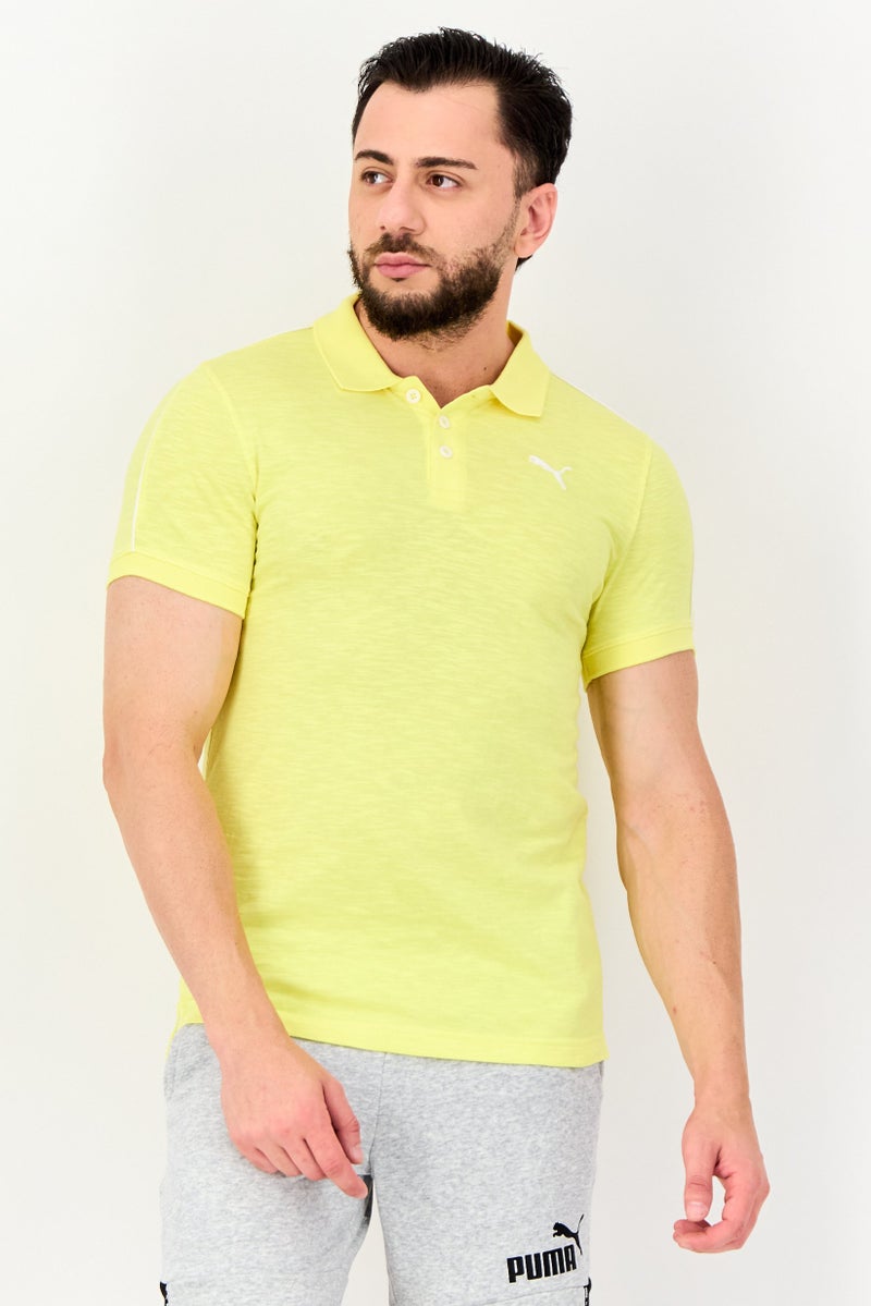 PUMA تي شيرت بولو رياضي للرجال بأكمام قصيرة، أصفر ساطع - Image 1